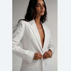 Banana Republic White Blazer